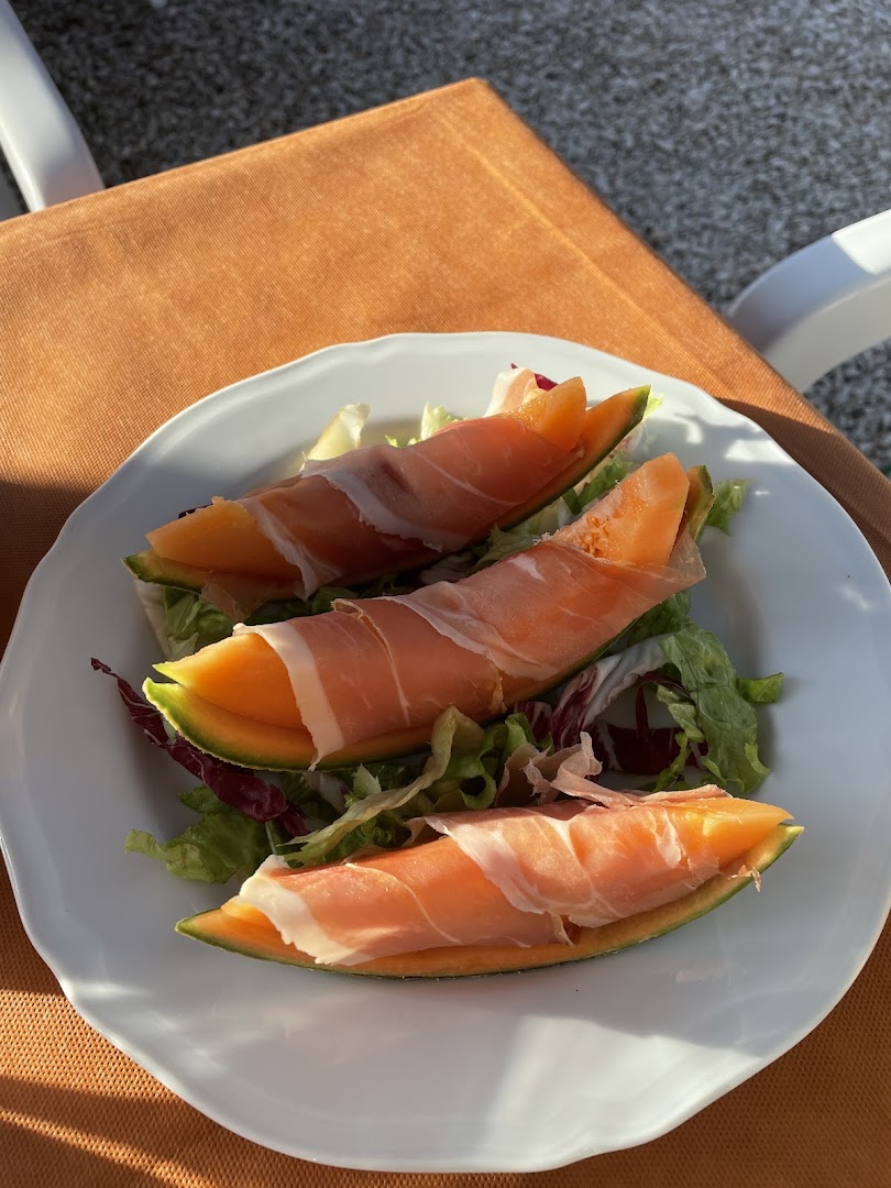 Pizza Gaia - For guests of Vallegaia and La Casetta only