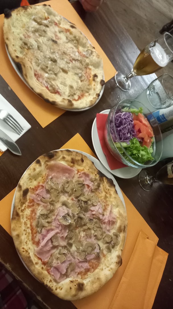 Pizza Granda, Cles