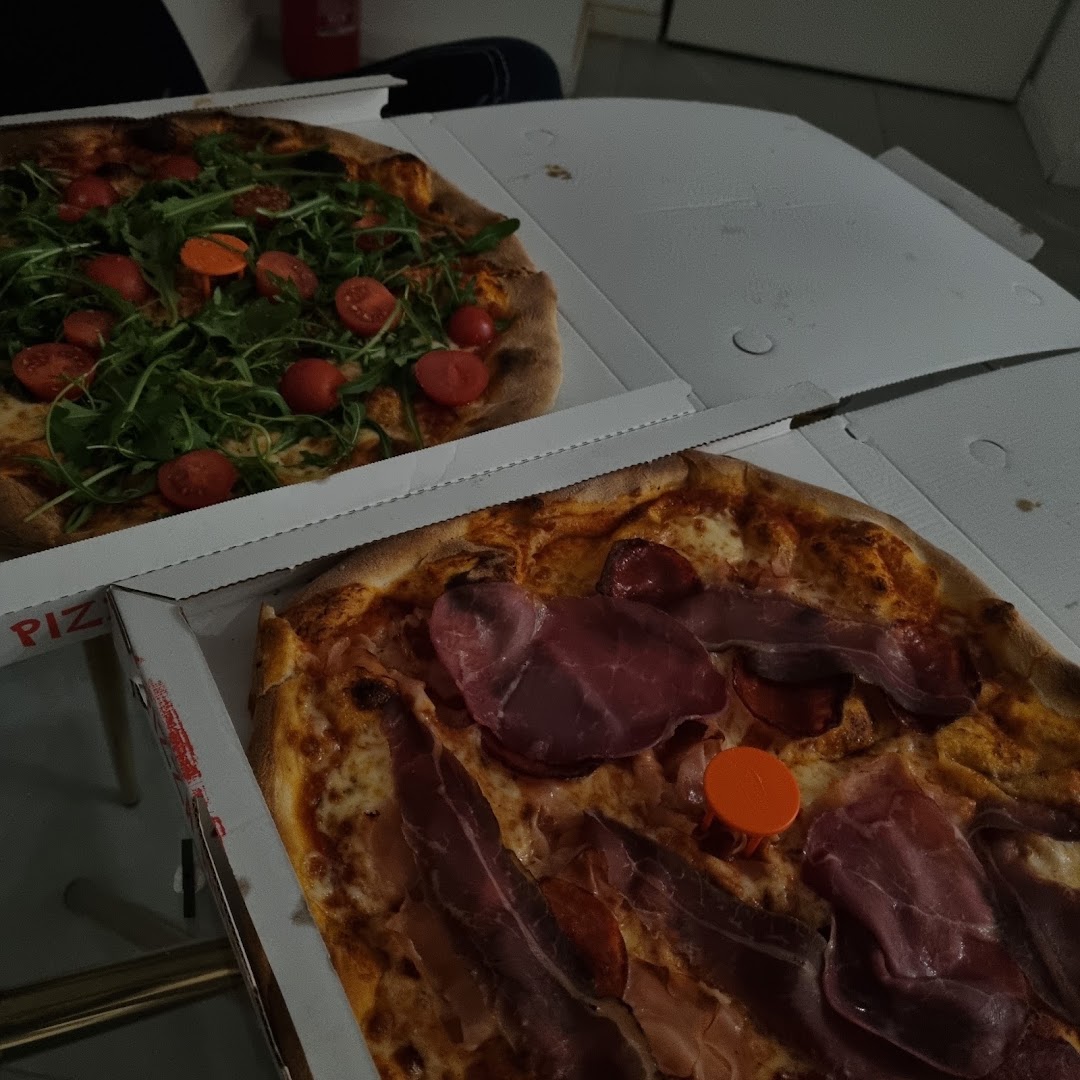 Pizza House 3