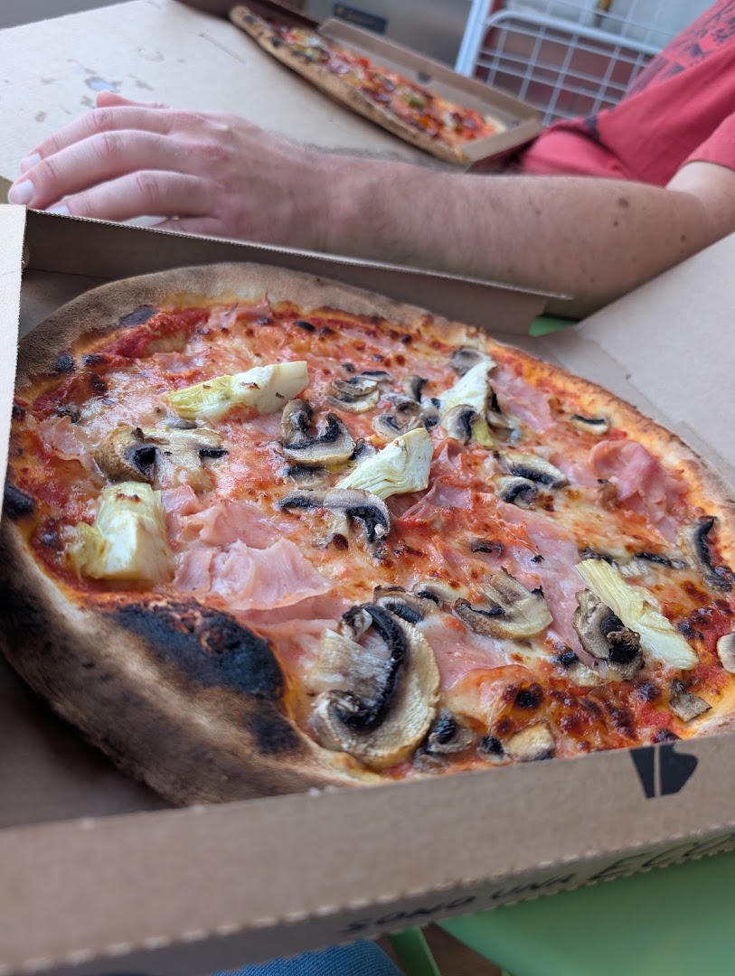 Pizza House St. Jakob