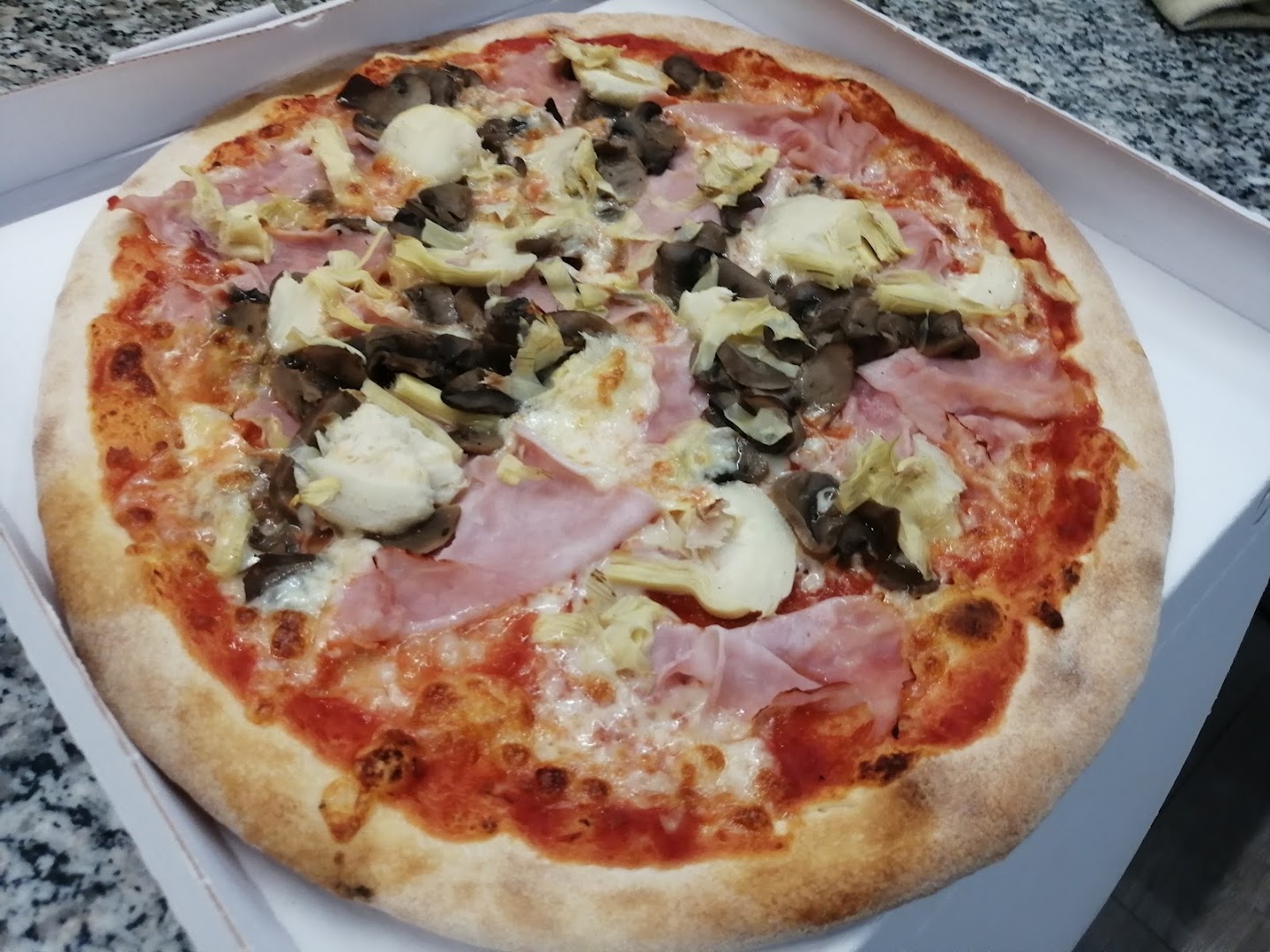PIZZA HUB