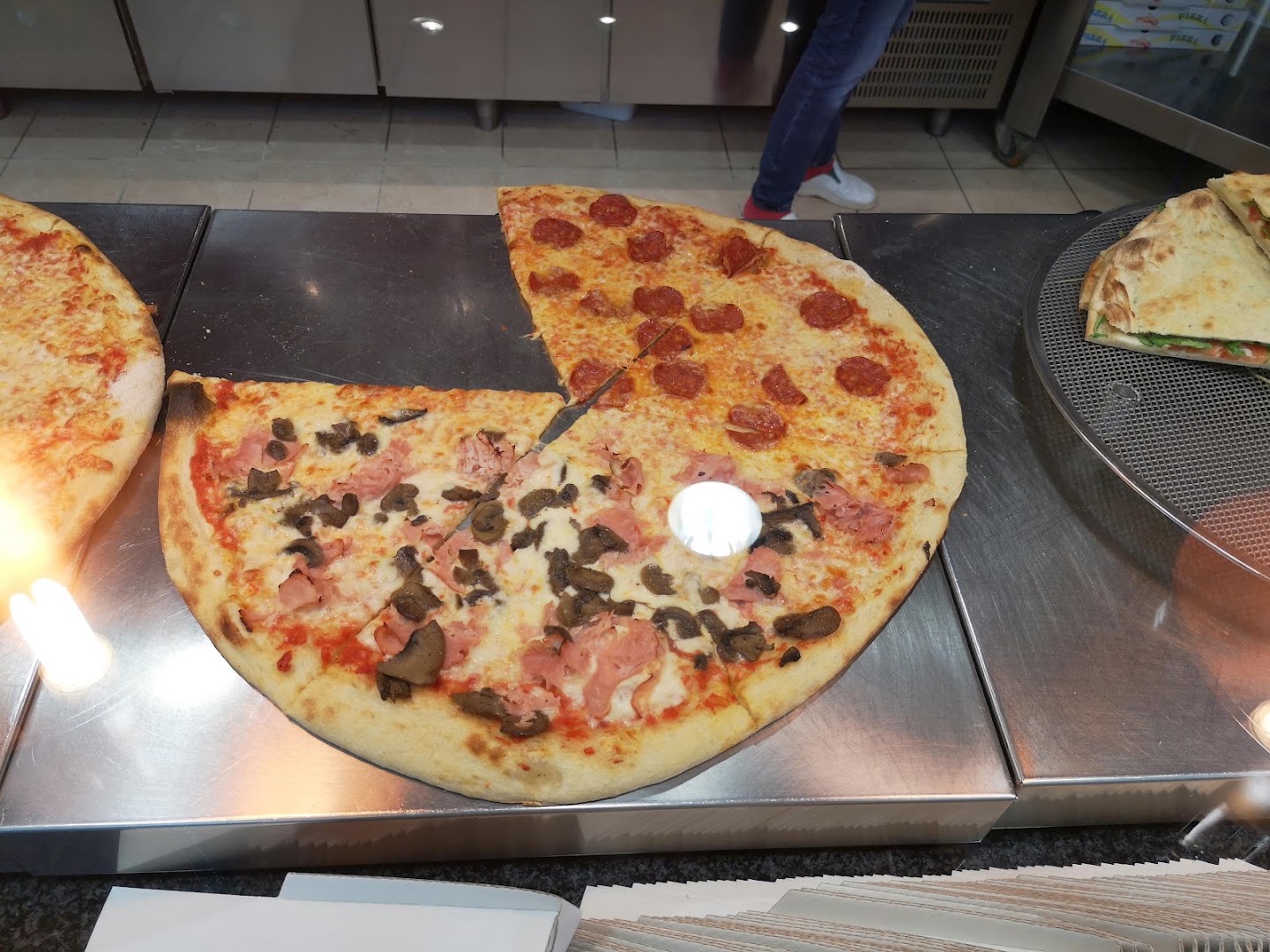 Pizza Mì, Fiume Veneto