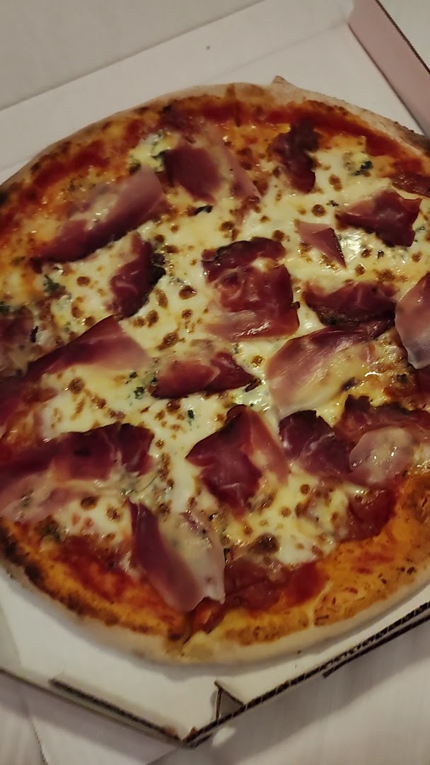 Pizza Mia