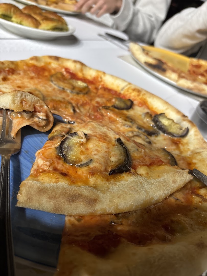 Pizza Omar Lessona, Torino