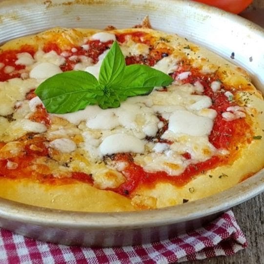 Pizza Omar Lessona