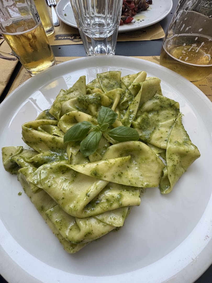 Pizza & Pasta, Ristorante e Pizzeria Genova.