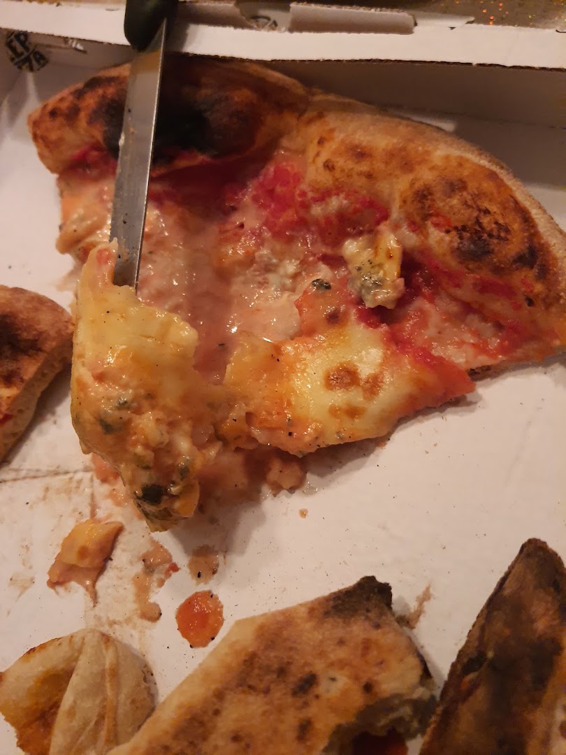 Pizza, Patatine, Polli E Fantasia di Calcagno Vincenzo, Misilmeri