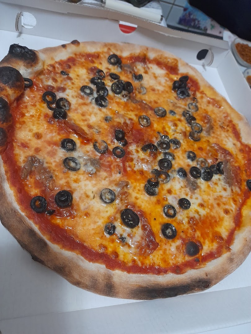 Pizza Pazza