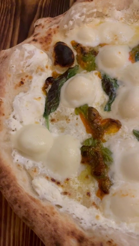 Pizza Prestige, Napoli
