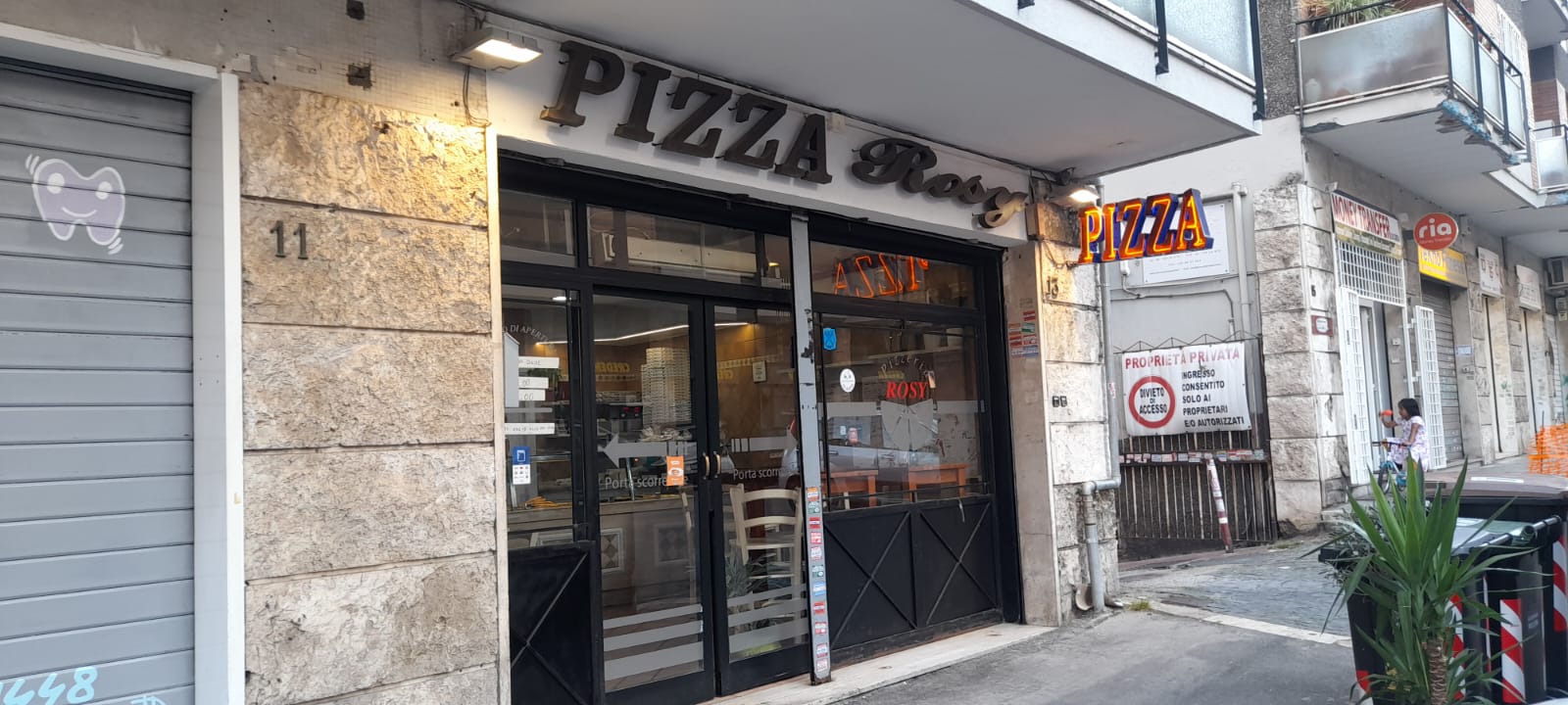 Pizza Rosy - Tuscolana -