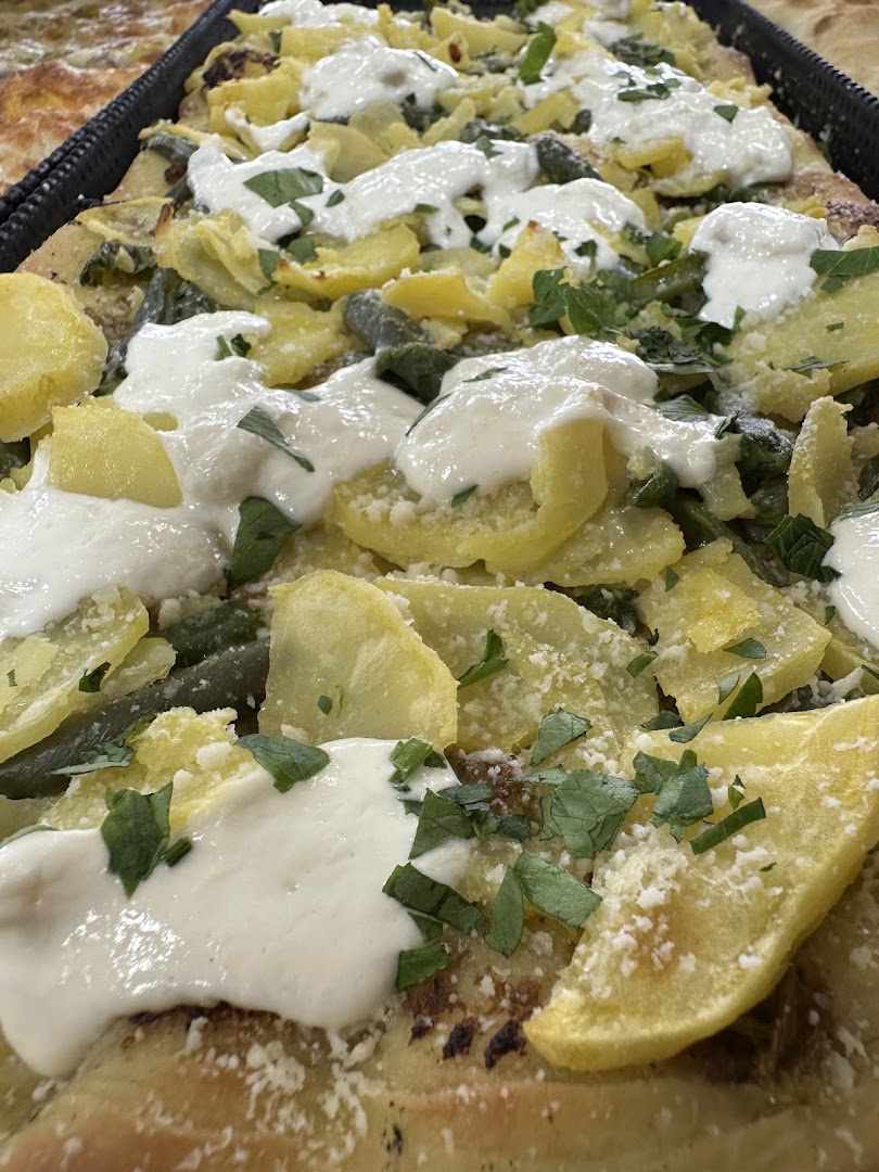 Pizza Rustica, Torverghollywood