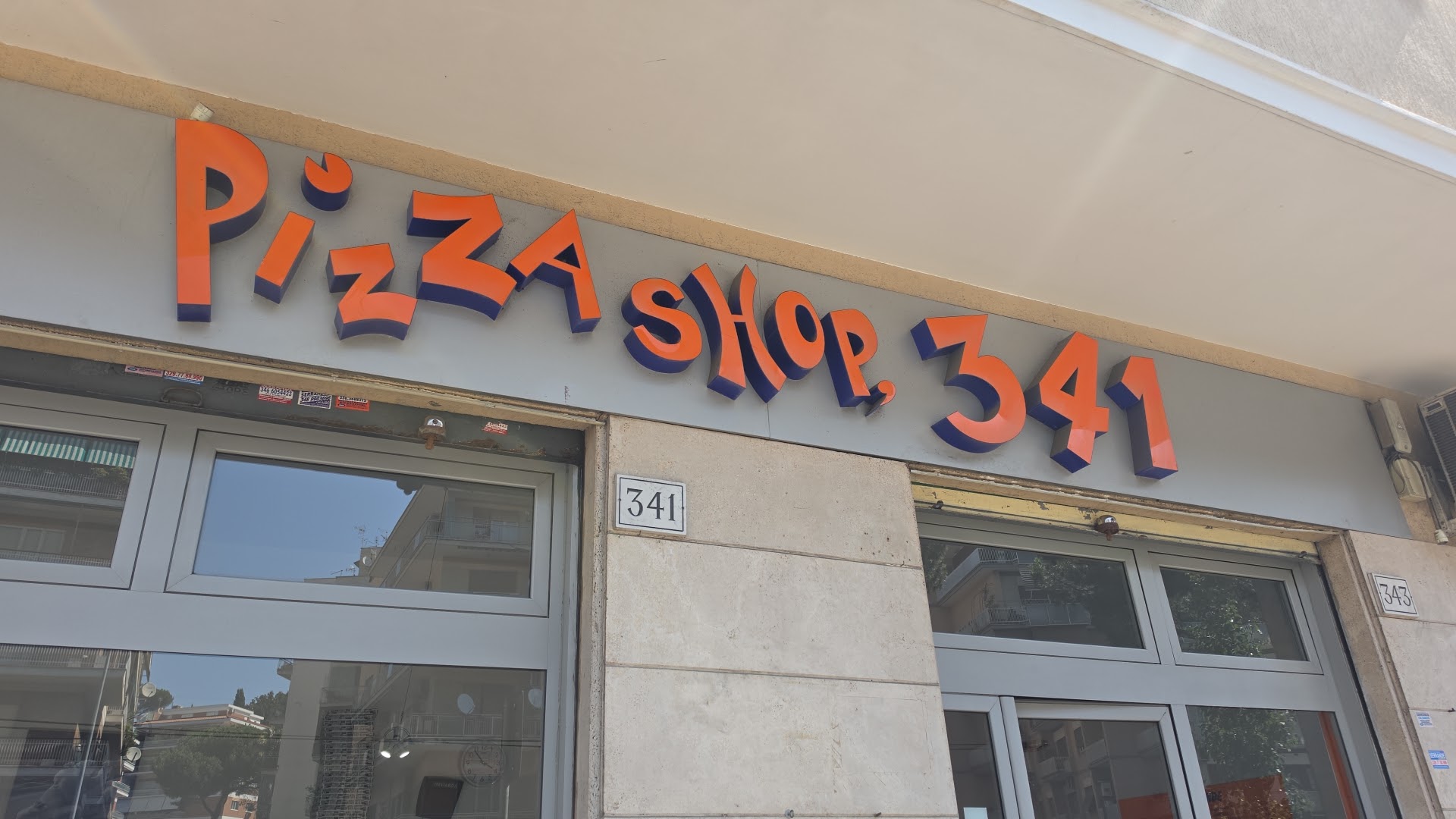 Pizza Shop