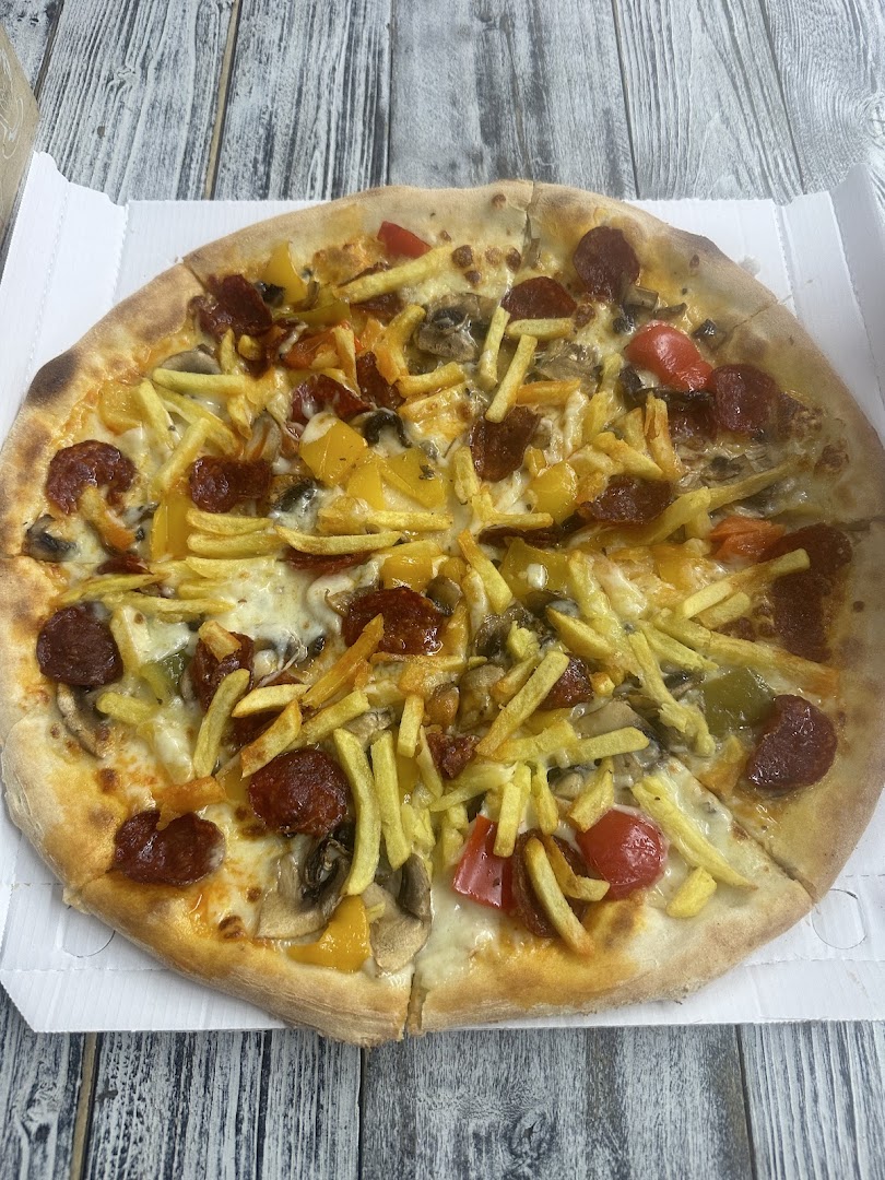 Pizza smile