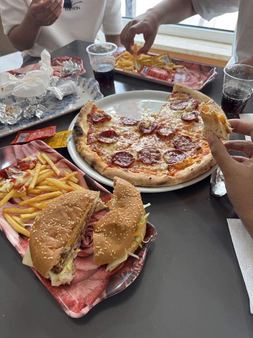Pizza Südtirol Döner (Halal Restaurant)