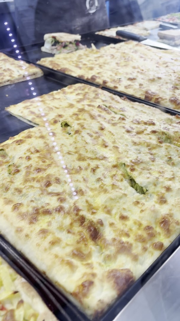 Pizza Termini Halal