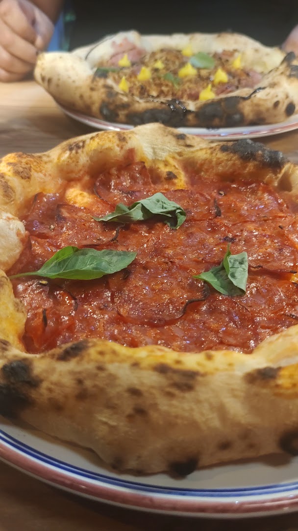 Pizza Trullo's | beste pizza stuttgart, Stuttgart