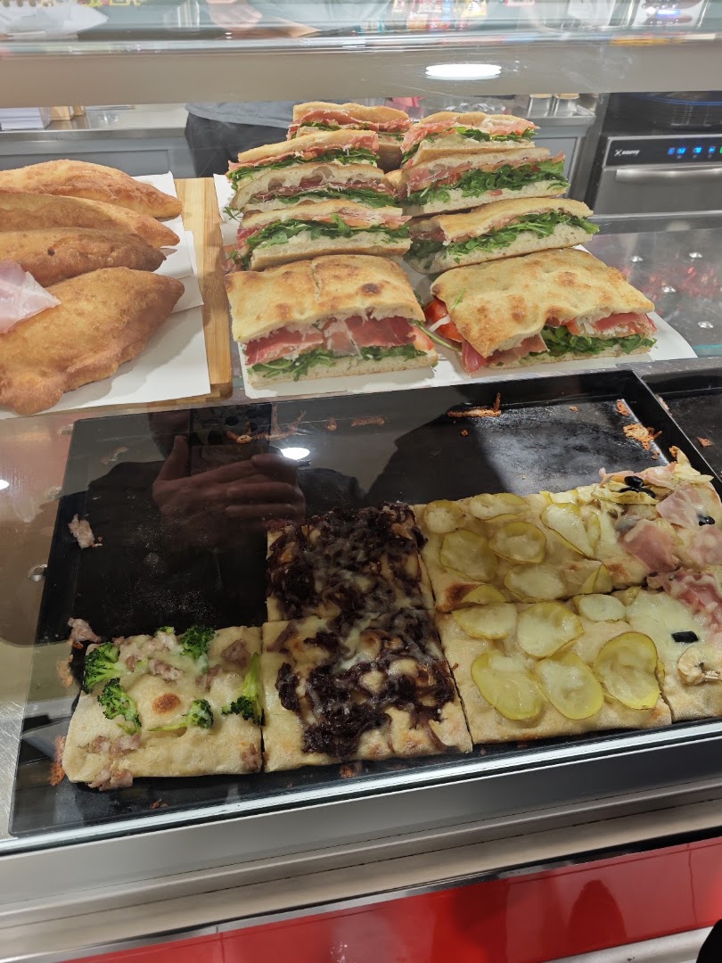 Pizzaci sù bar-pizzeria