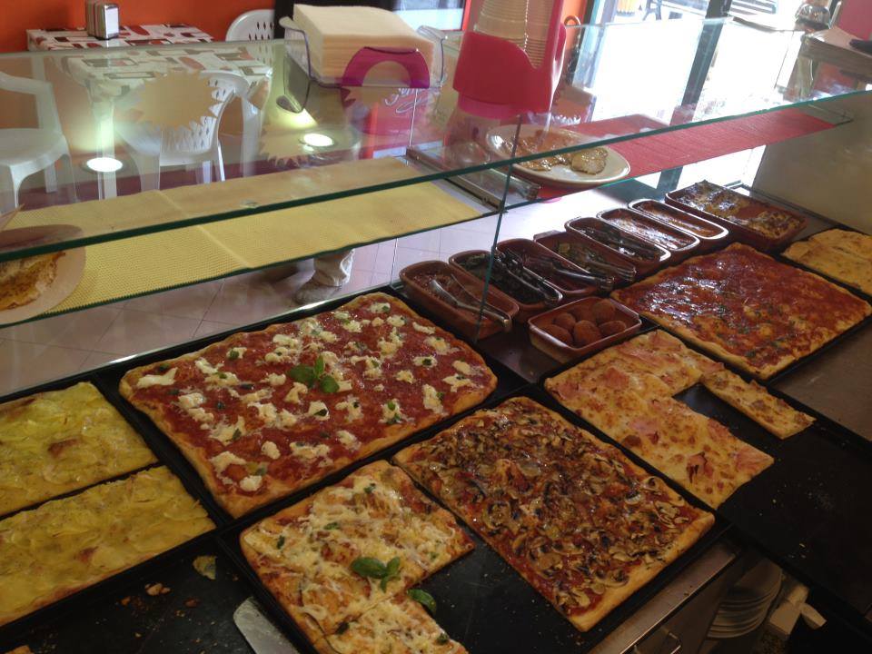 Pizzampo` Pizzeria Fondi Marco, Monte Porzio Catone