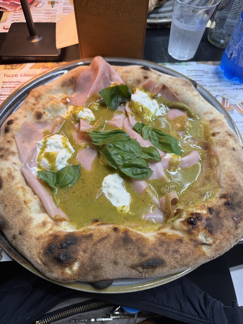 PizzAngolo
