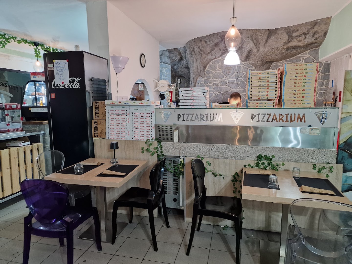 Pizzarium Pizzeria Napoletana Contemporanea & Catering