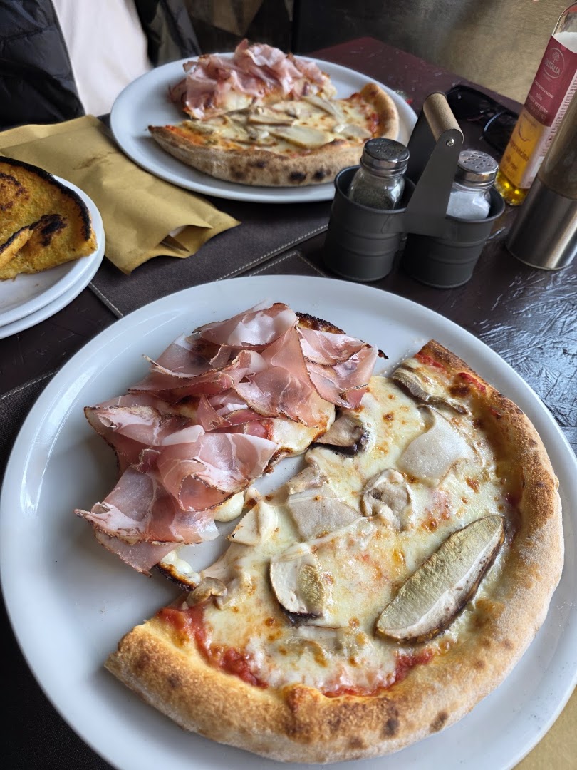 Pizzeria 150
