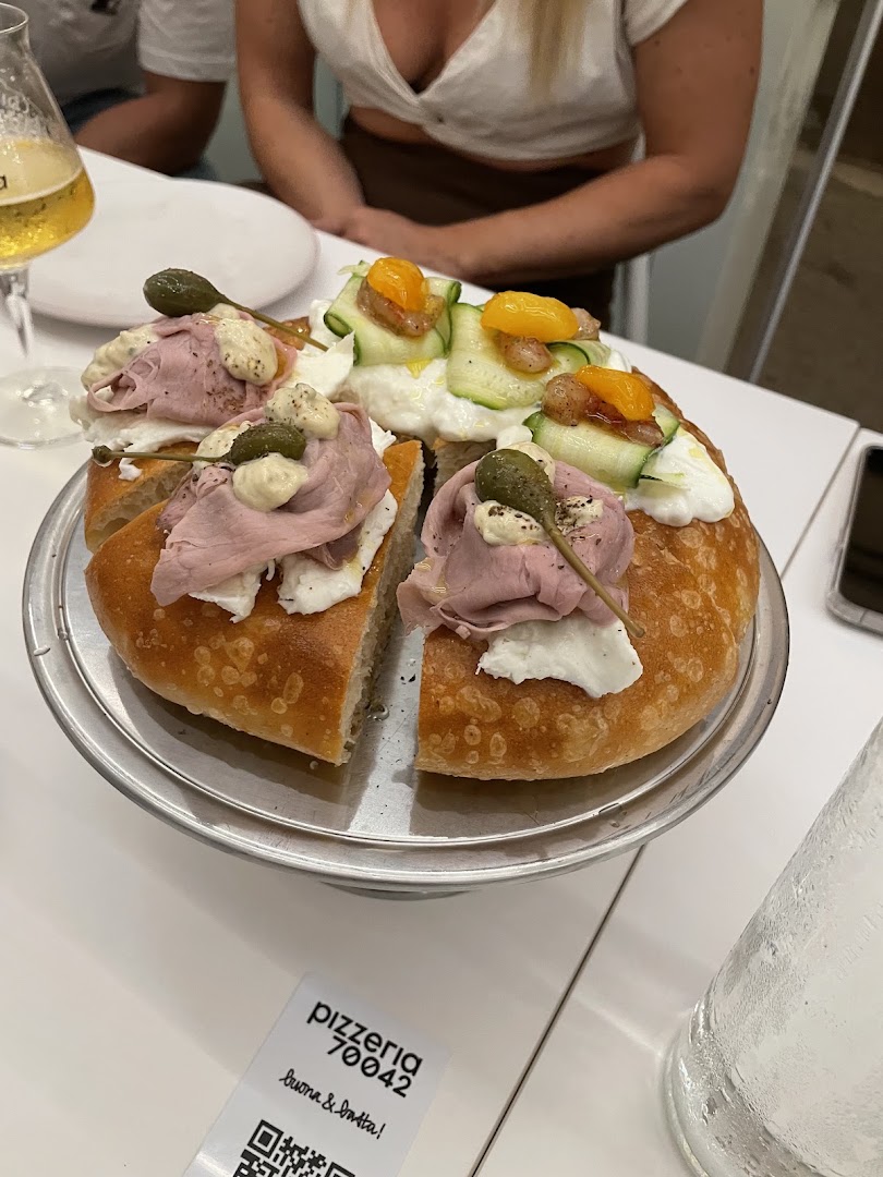Pizzeria 70042