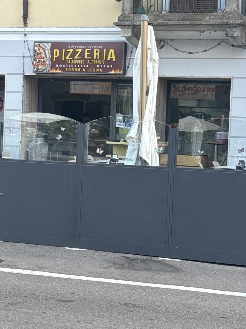 Pizzeria Adiyaman Nemrut...rosticceria...kebab...forno a legna