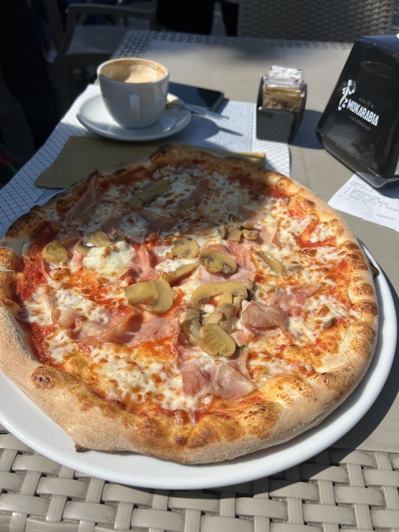 Pizzeria Adiyaman Nemrut...rosticceria...kebab...forno a legna