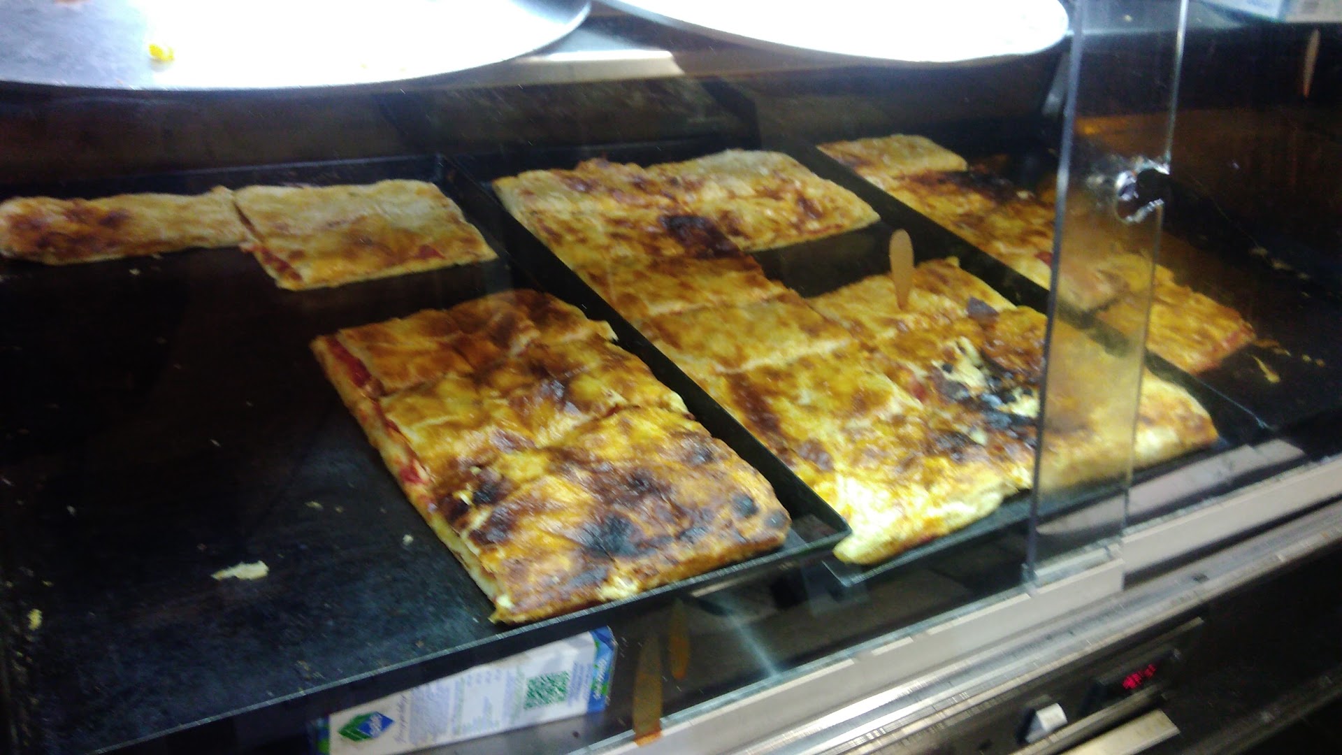 Pizzeria Antonio Caputo