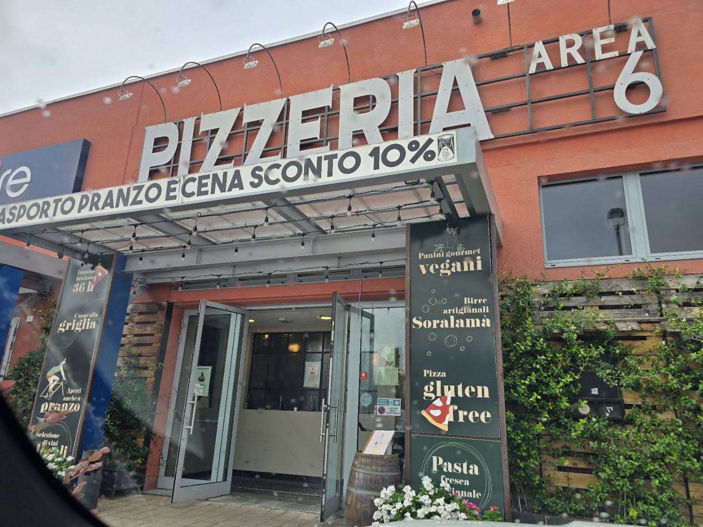 Pizzeria Area 6