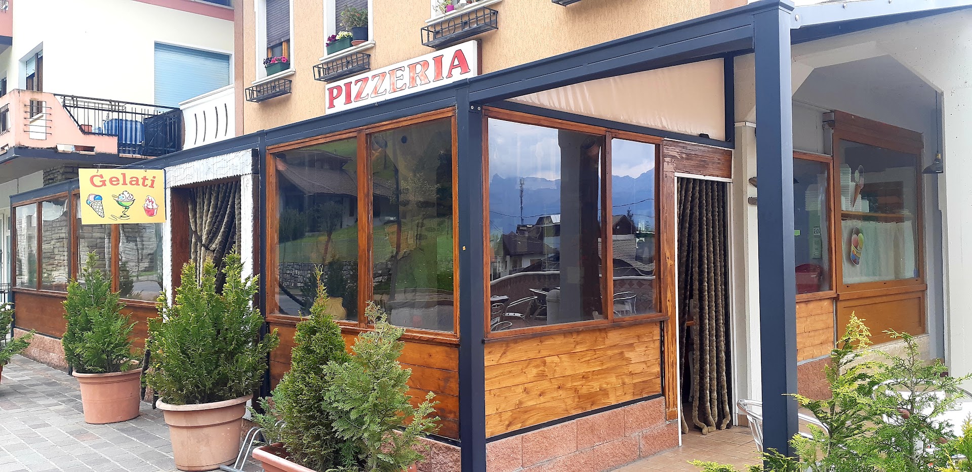 PIZZERIA BAR DA PETERLE, Tambre