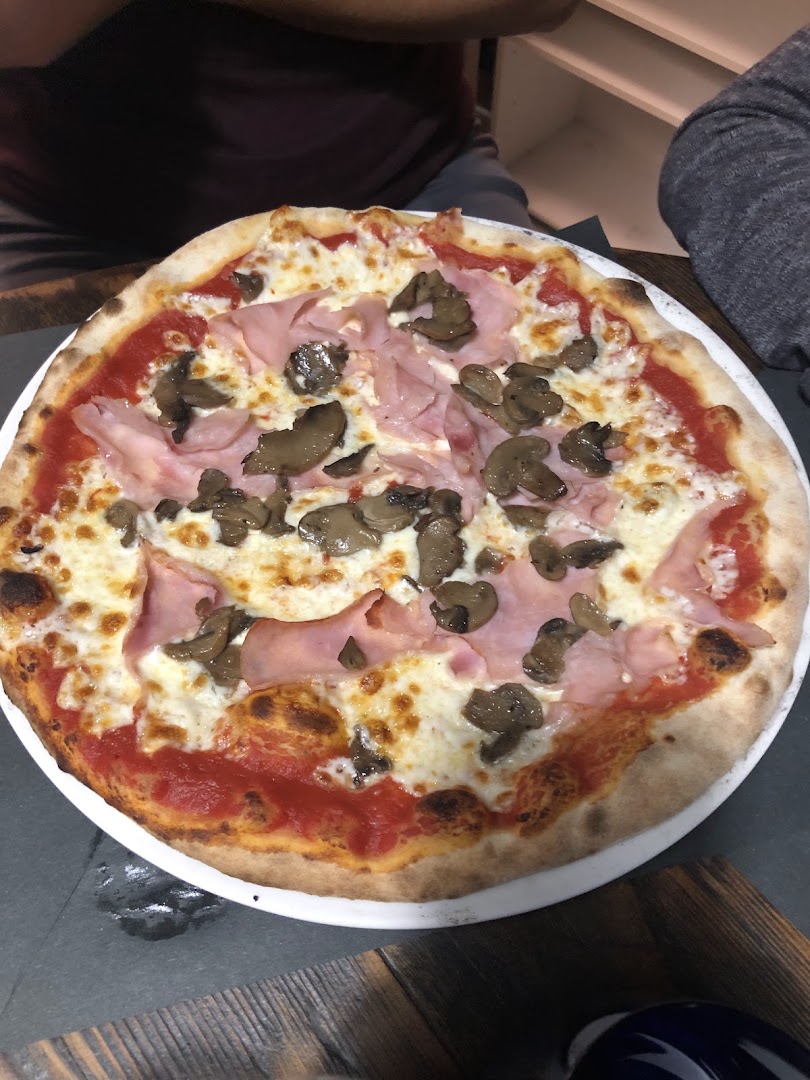 Pizzeria Bar La Svolta