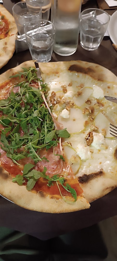 Pizzeria-Bar Sgrebani's