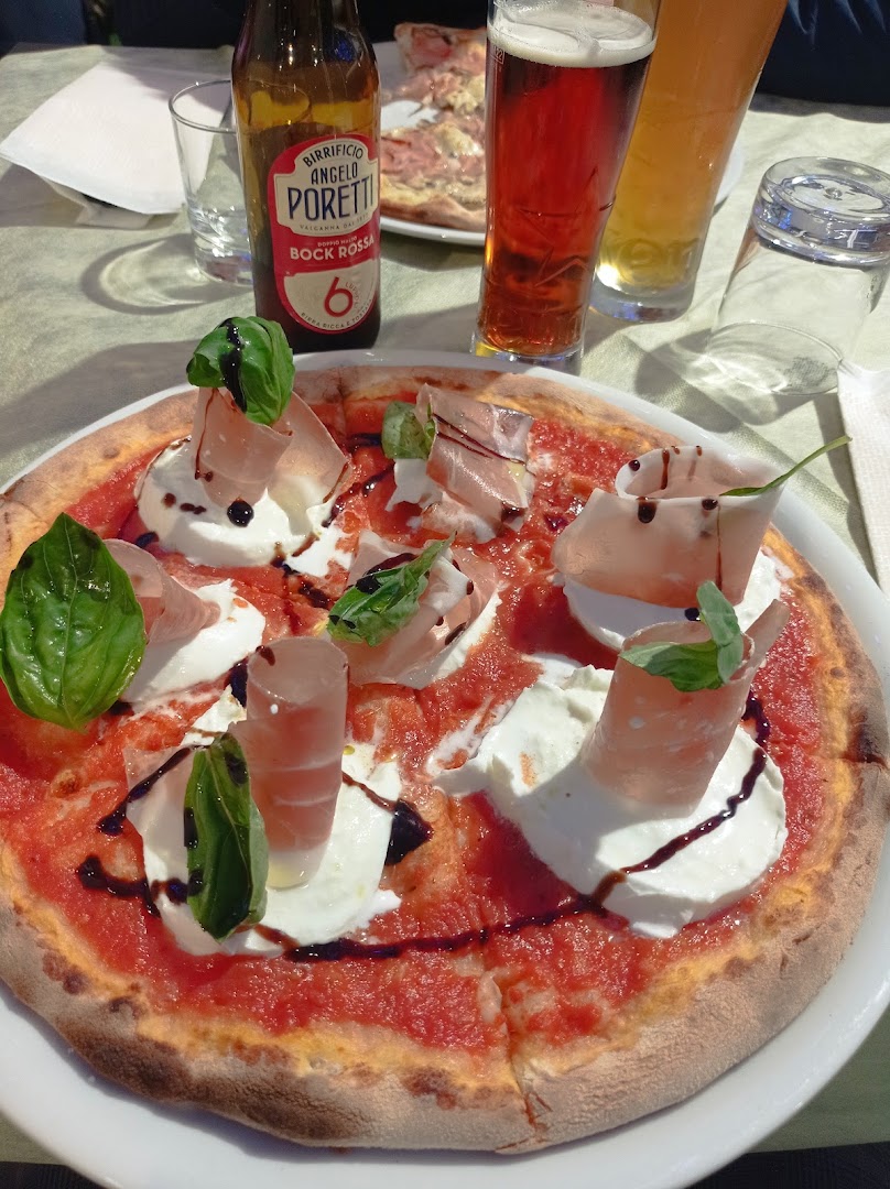 Pizzeria billy cocktail bar