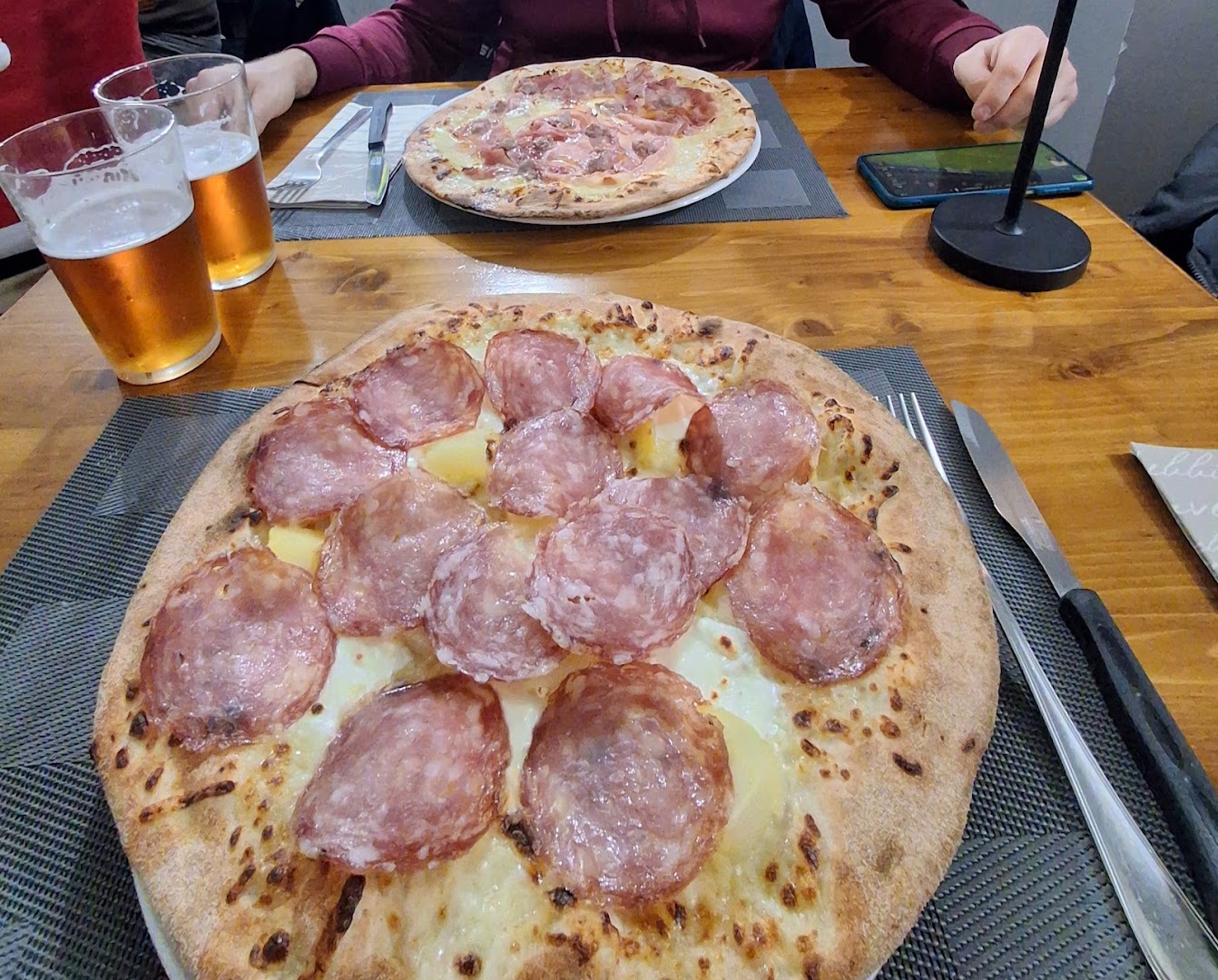 Pizzeria Brothers and Sister