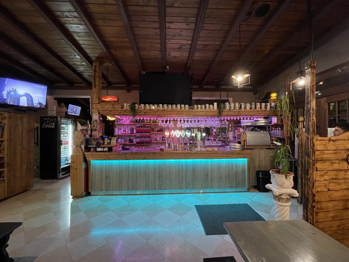 Pizzeria Burgheria Scaramouche