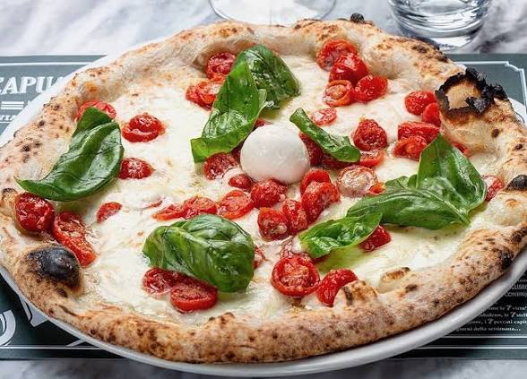 Pizzeria Capuano's - Roma