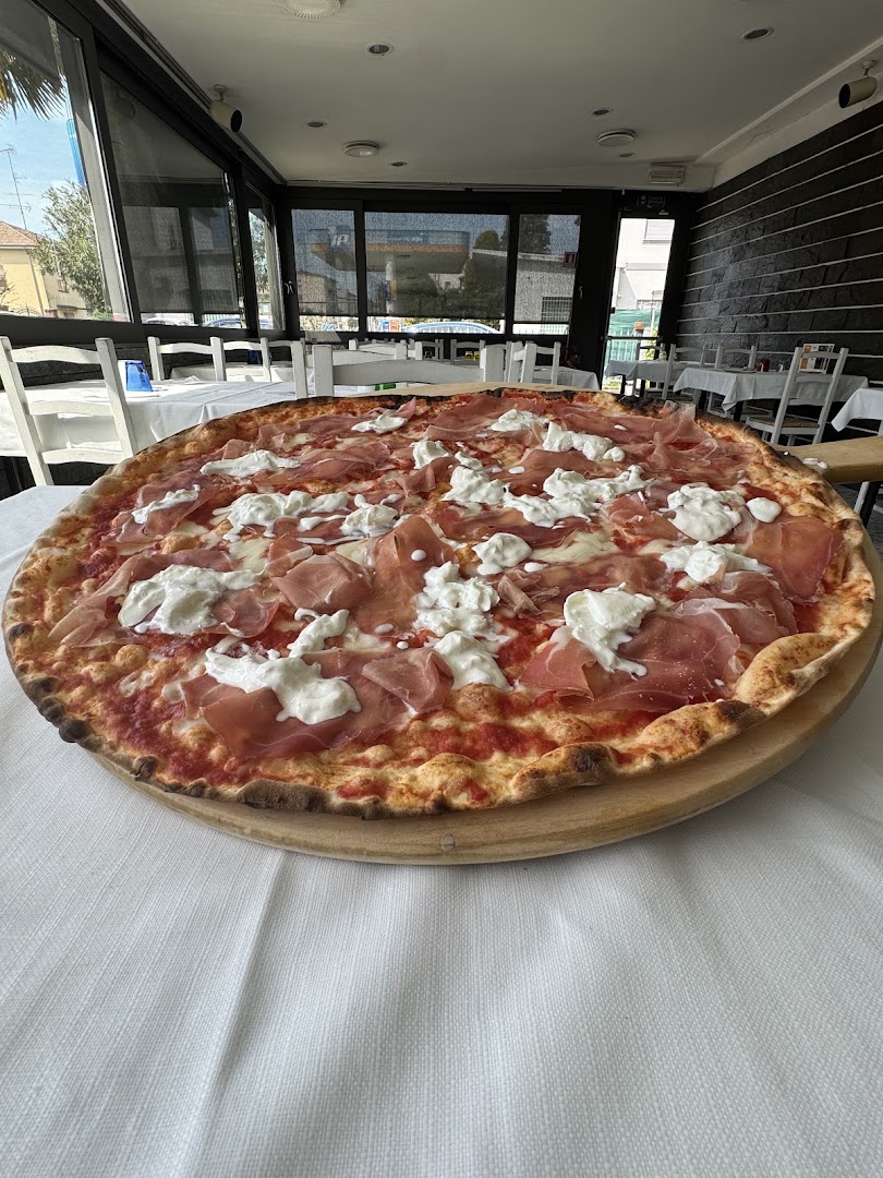 Pizzeria Condor, Cento