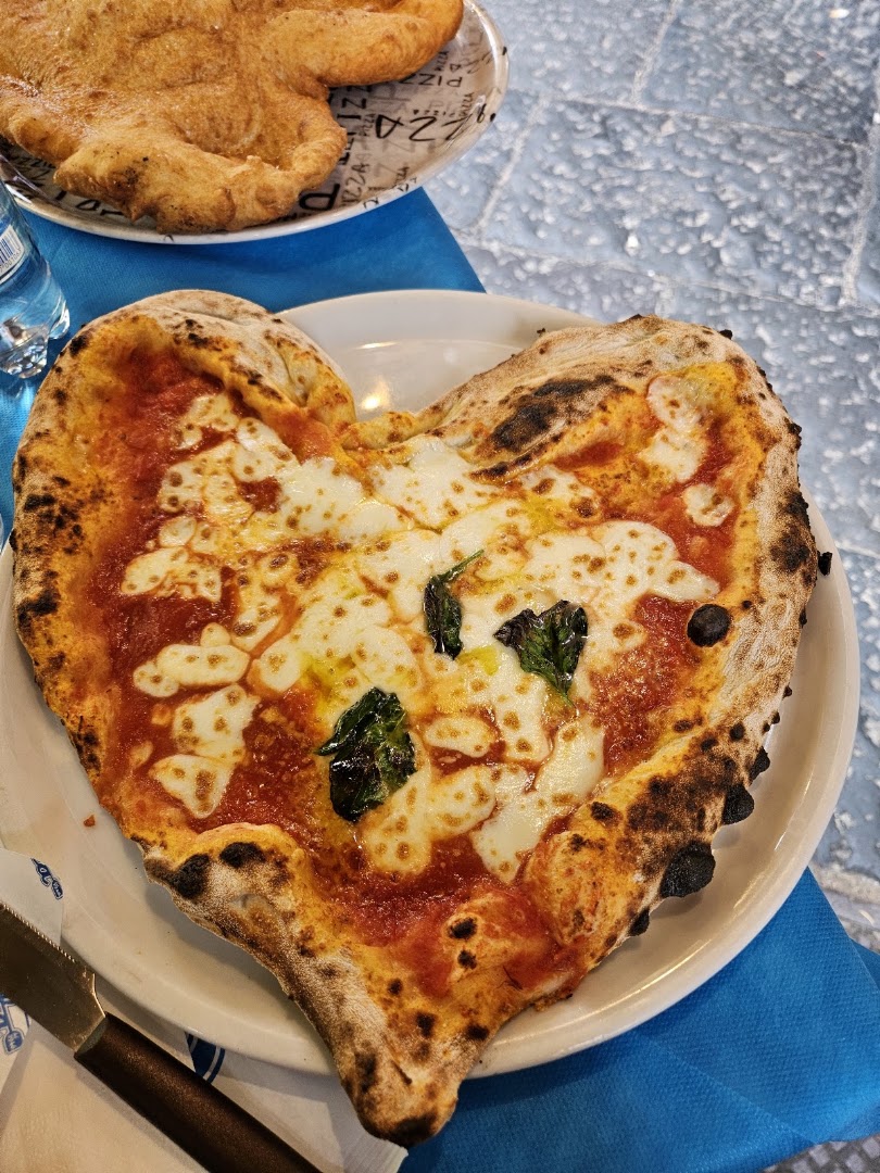 Pizzeria Costa Napoli, Napoli