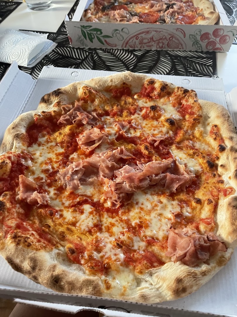Pizzeria d'asporto Carpe Diem, Modena