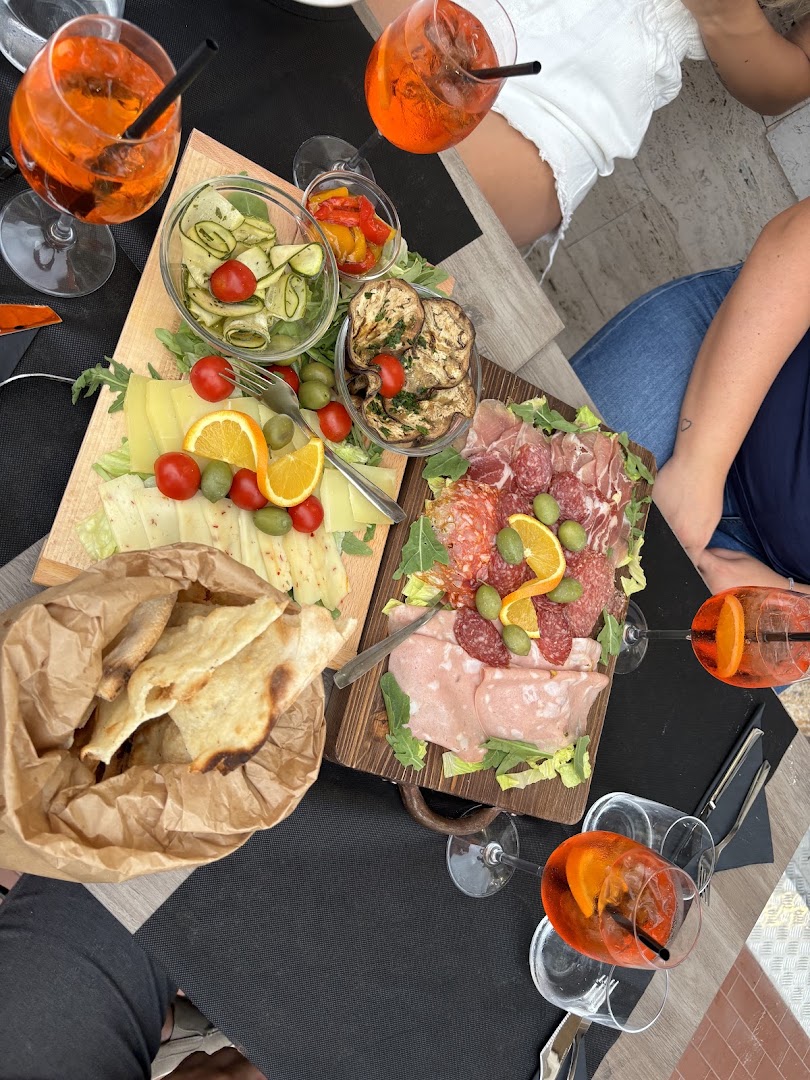 Pizzeria Dei Pini
