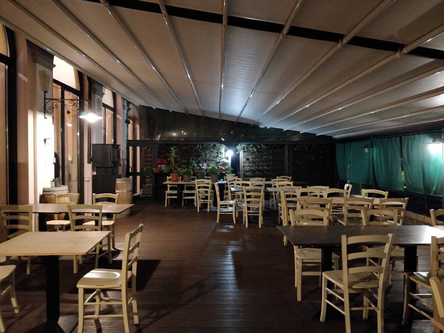 Pizzeria Dukat, Capriolo