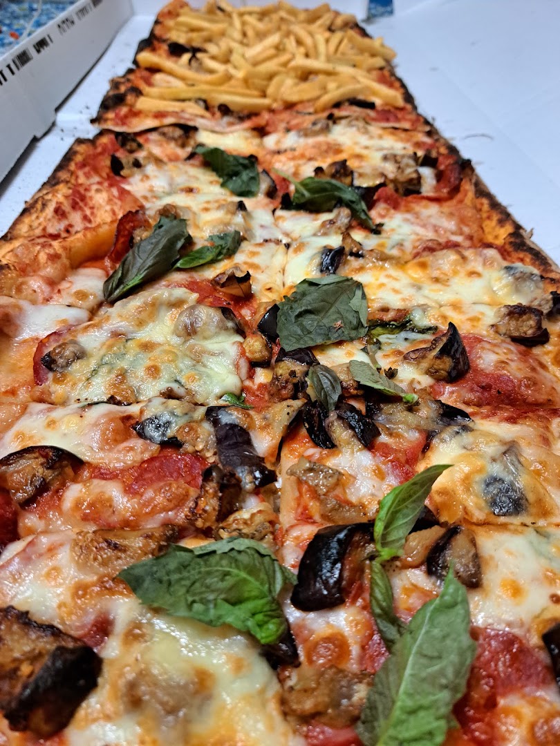 Pizzeria E Rosticceria La Metro Di Raffaele Iuliano, Roccadaspide