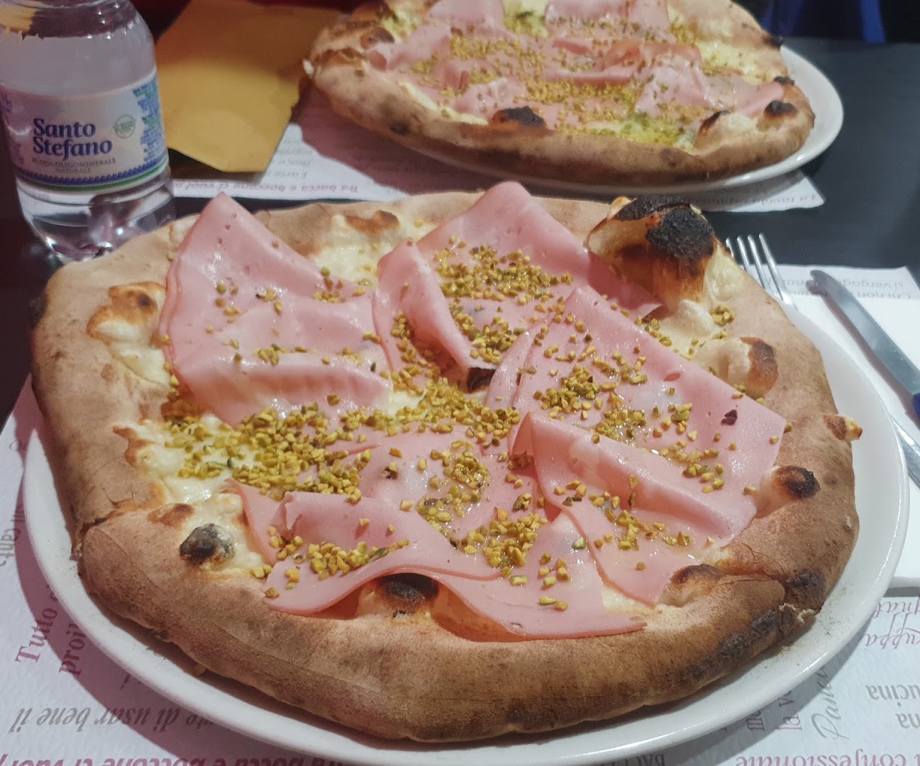 Pizzeria E Rosticceria La Metro Di Raffaele Iuliano