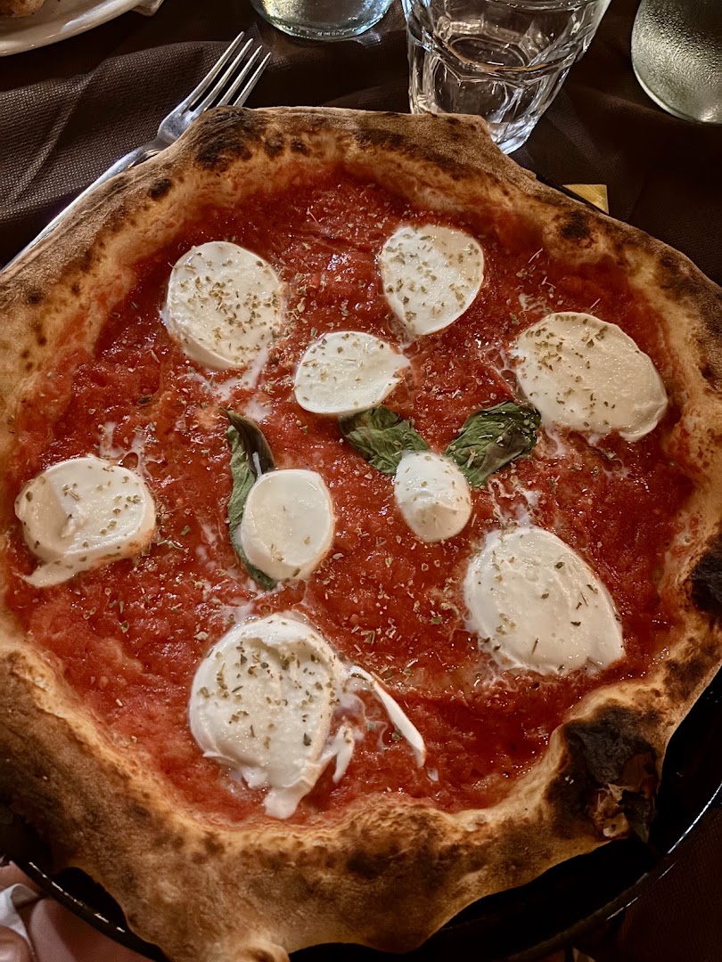Pizzeria e Trattoria Napoletana O'Sarracino