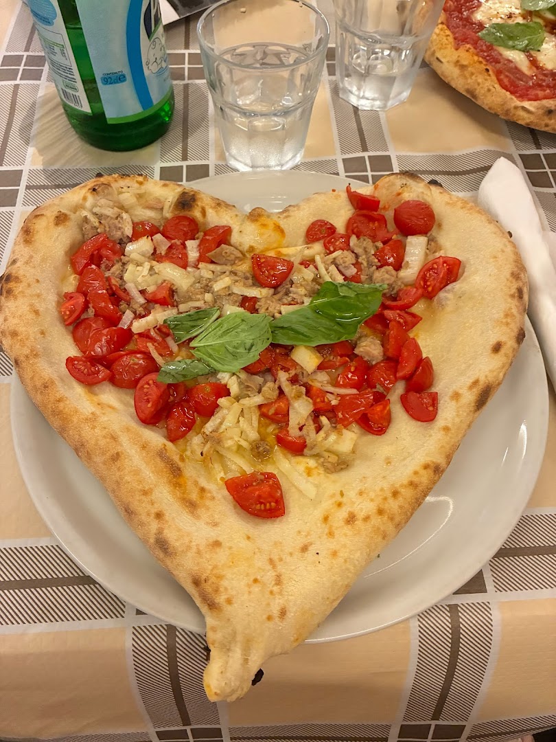Pizzeria e Trattoria Regina Vittoria, Napoli