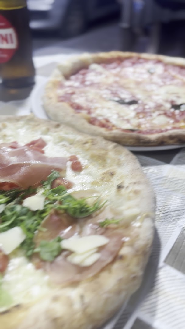 Pizzeria e trattoria taxi