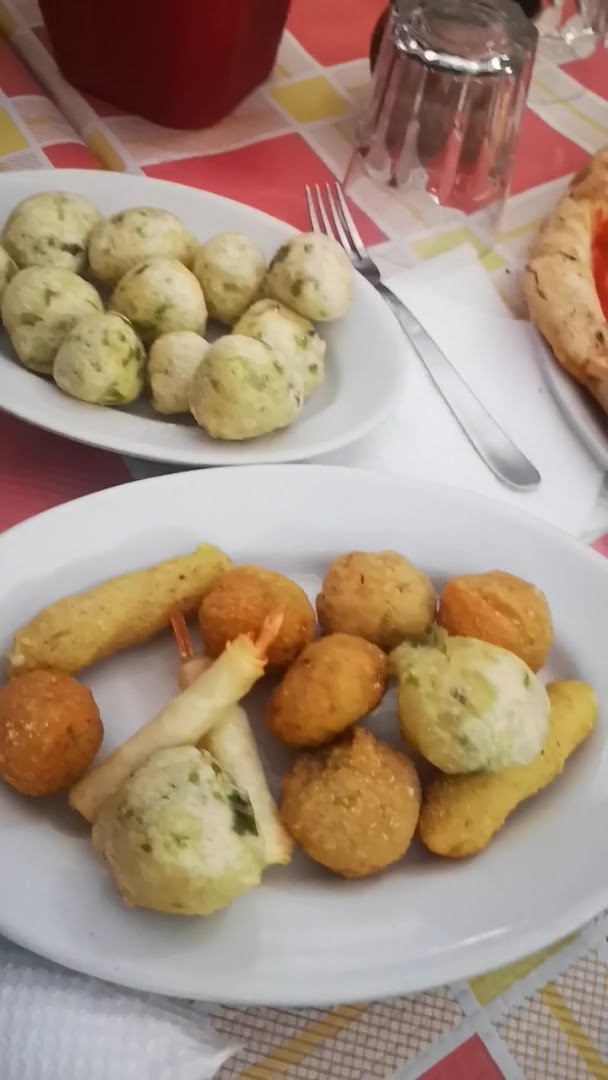 Pizzeria e trattoria taxi, Napoli