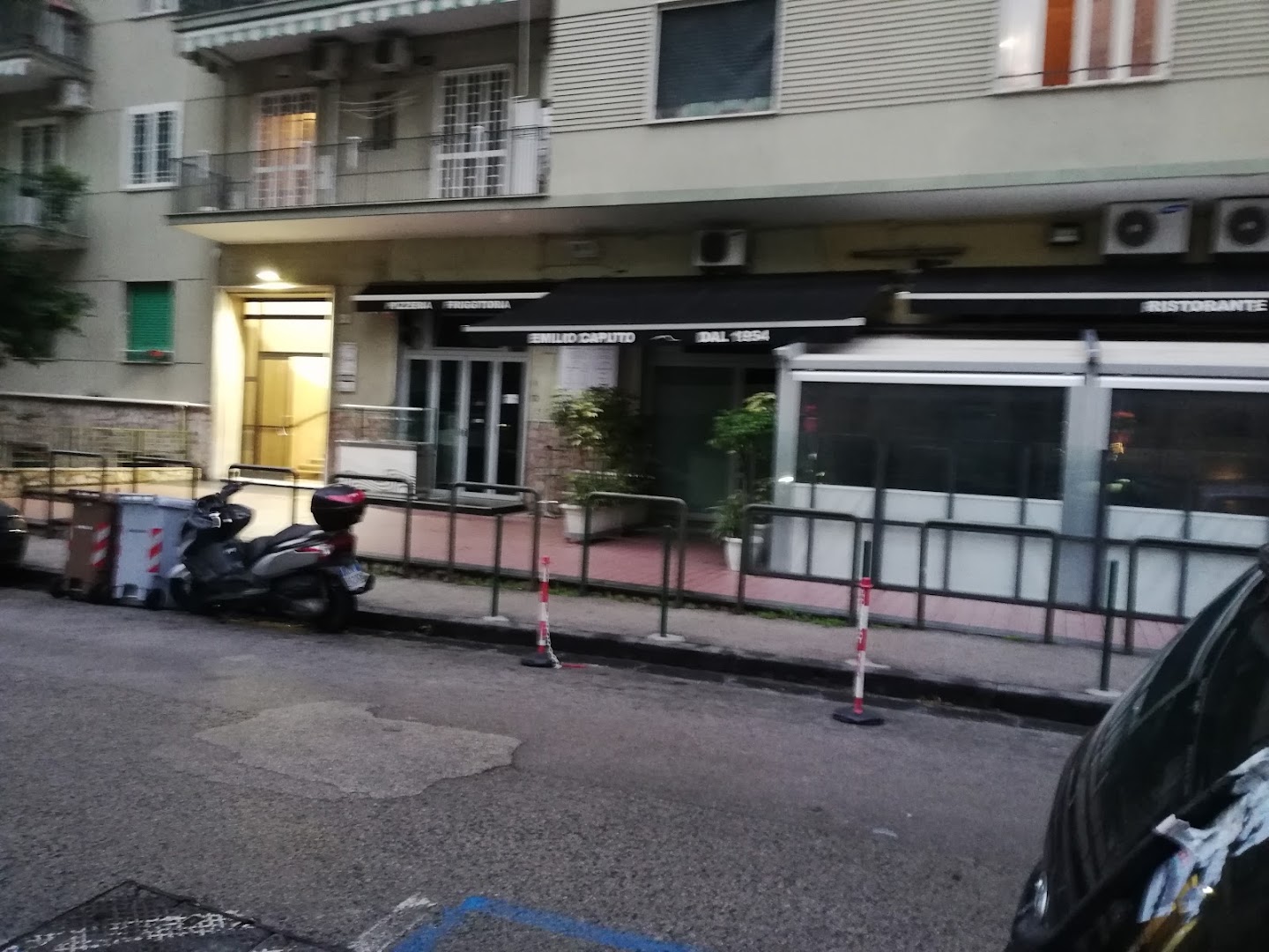 Pizzeria Emilio, Napoli