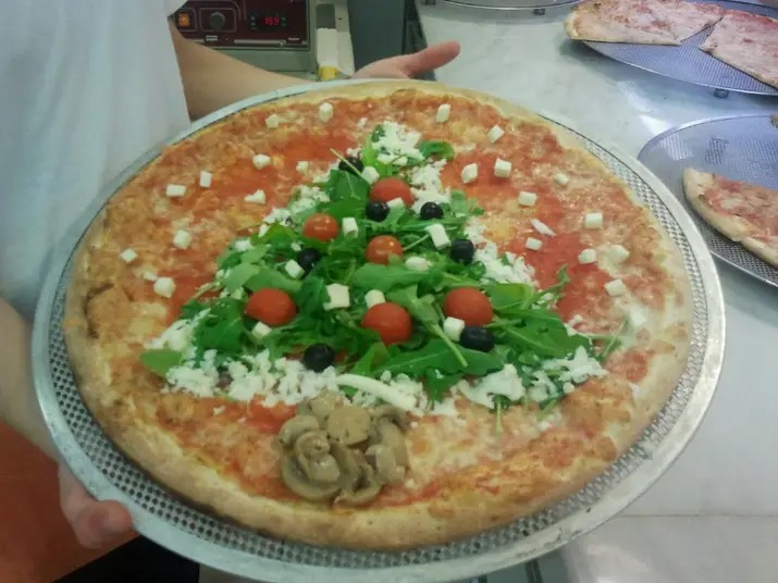 Pizzeria Europa Taglio E Asporto